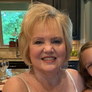 Meet your Posher, Lynda